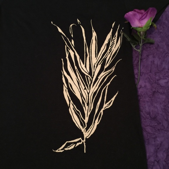 Beyond Her Altered Tee Shirt - Picture 2 of 8